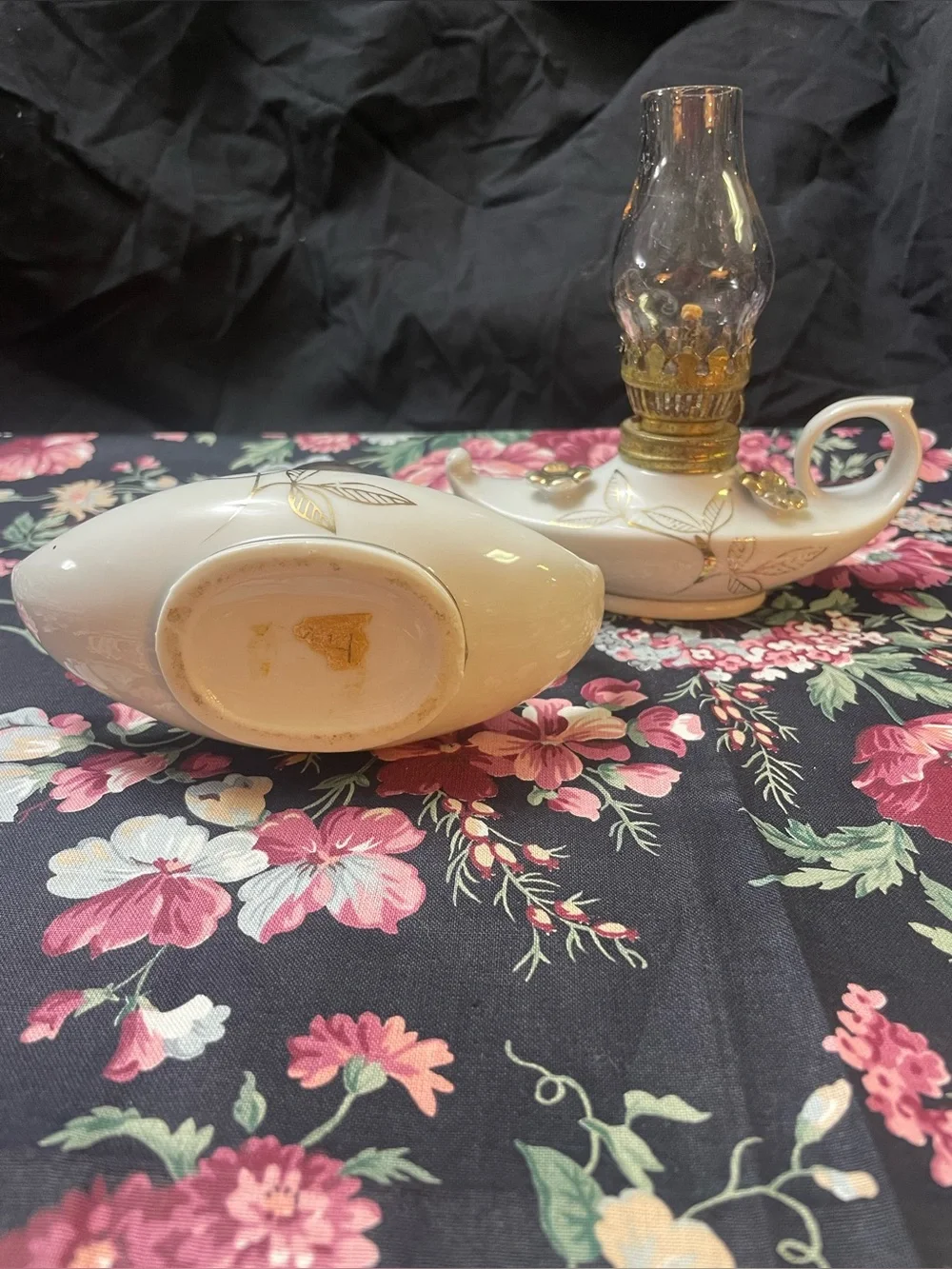 Vintage Mini Aladdin Style White and Gold Decorative Oil Lamp Pair